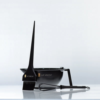 Coloring accessory set